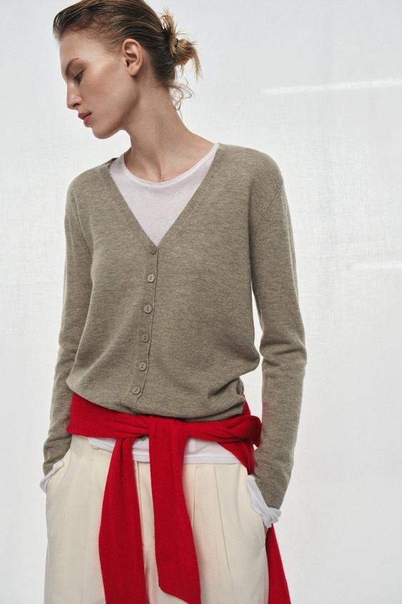 100% EXTRA SOFT WOOL CARDIGAN | Zara UK