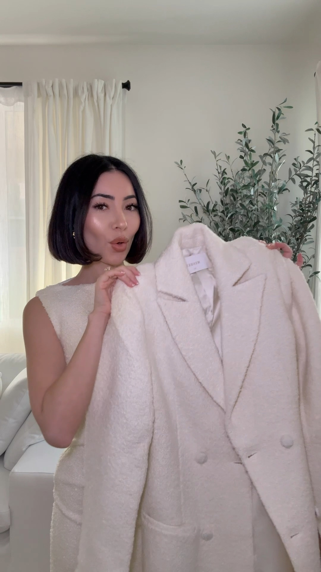 Boucle coat and mini dress combo for fall and winter ❄️ 

Winter outfits
Fall outfits 
Boucle outfit

#LTKSeasonal #LTKStyleTip