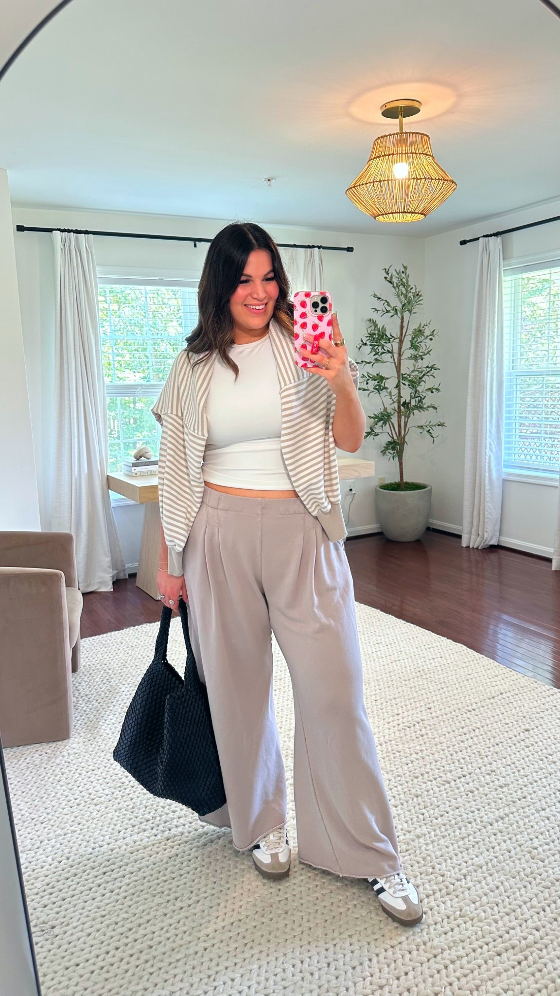 Midsize pre fall comfy outfit for the weekend ☺️

Bralette - xl
White tee - xl
Pants - large 
Stripe sweater - large 

Aerie, aerie outfit, aerie style, aerie fashion, fall fashion, fall outfit, aerie fall 



#LTKFindsUnder50 #LTKStyleTip #LTKMidsize