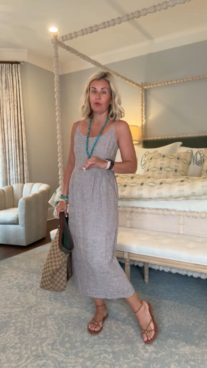 I am so glad I ordered this dress! It’s so flattering and I love the fit! I’m in small dress and 8 sandal. 

Code Catherine20 at Allie + Bess

#LTKdayinmylife #LTKootd #LTKmomlife