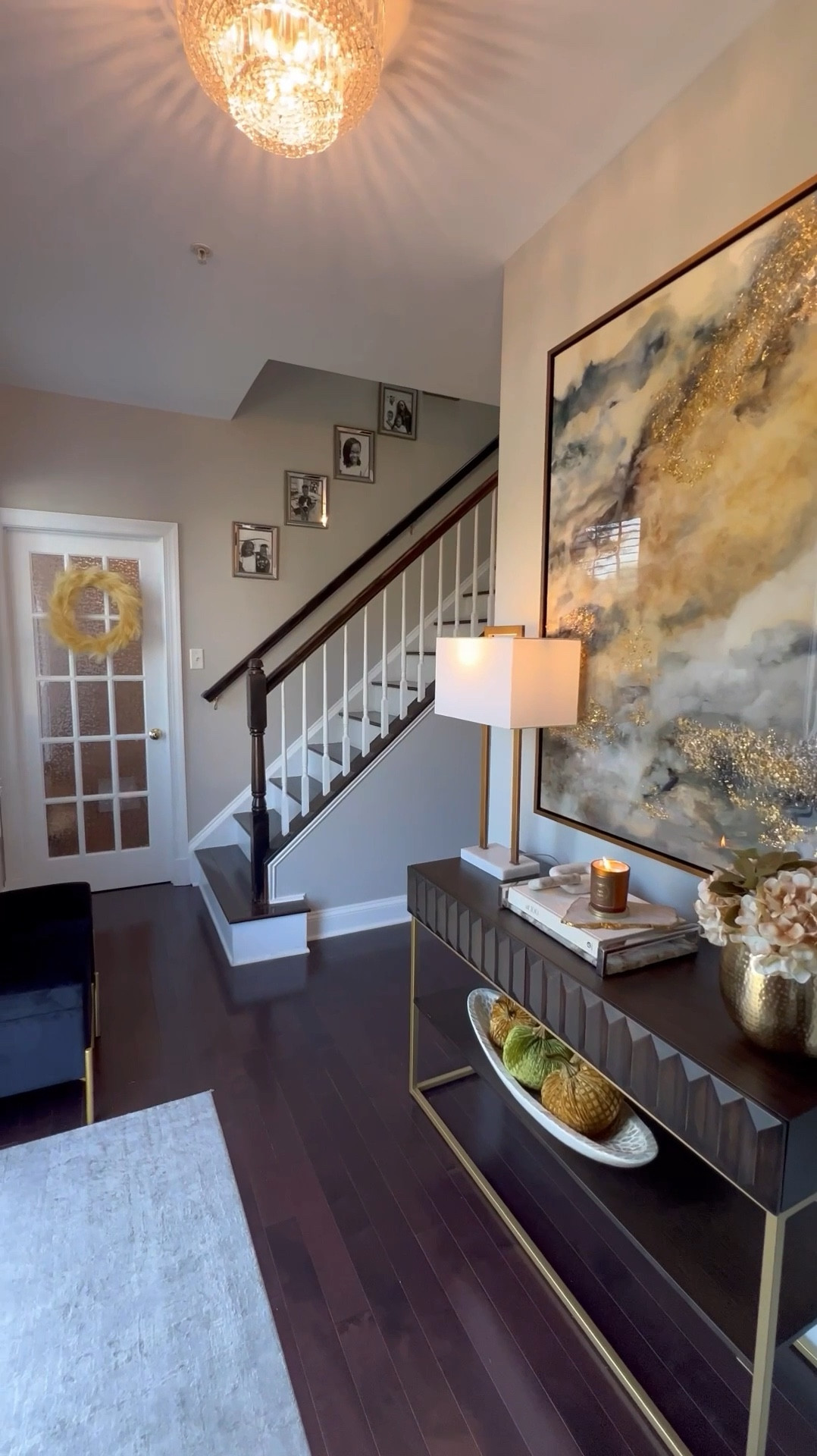 Entryway fall refresh 🍂 #falldecor #consoletable #foyer #entrywaydecor 

#LTKSaleAlert #LTKHome #LTKSeasonal