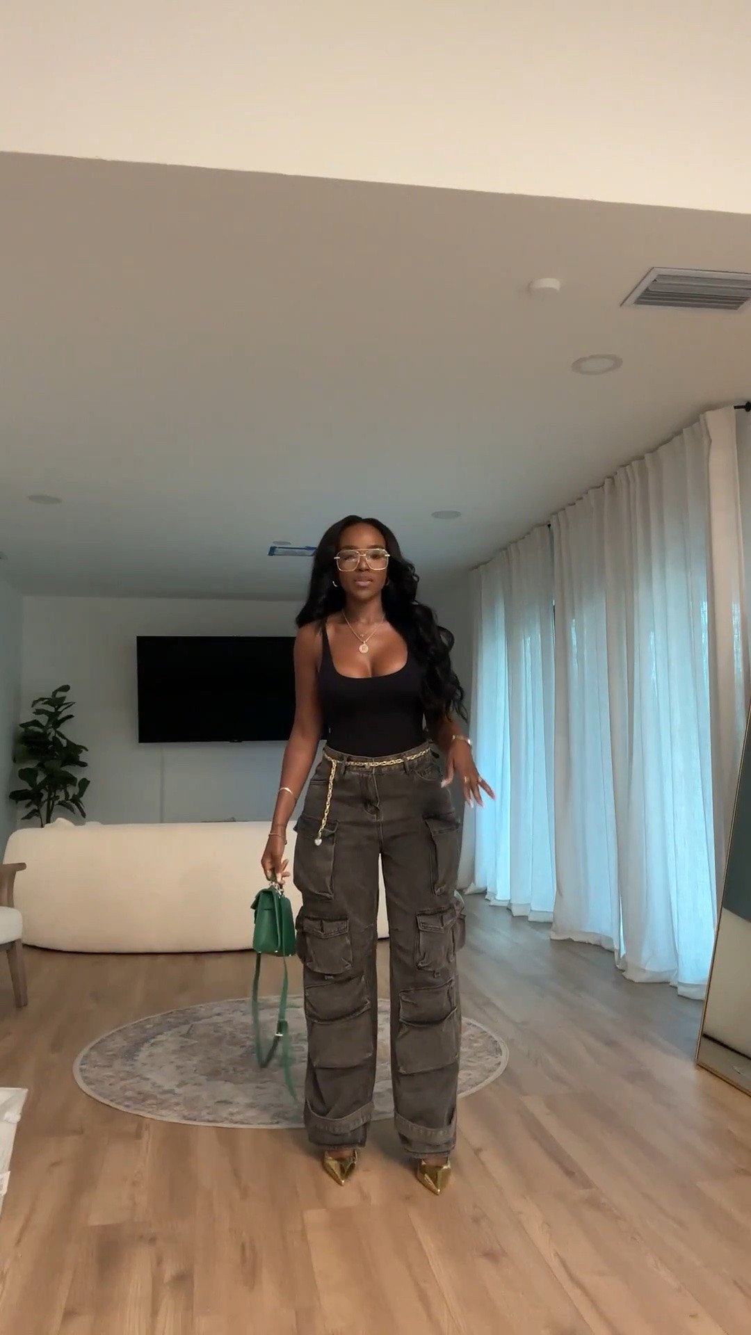 Scroll to shop! ✨ Everything from this look is linked below. 👇🏽    

Wearing: Size Small | 5’4” | 140 lbs  

📲   Download the FREE LTK app & follow me (@kirasfashionfinds) to shop all my daily finds.  #LTKootd #LTKPetite #LTKU