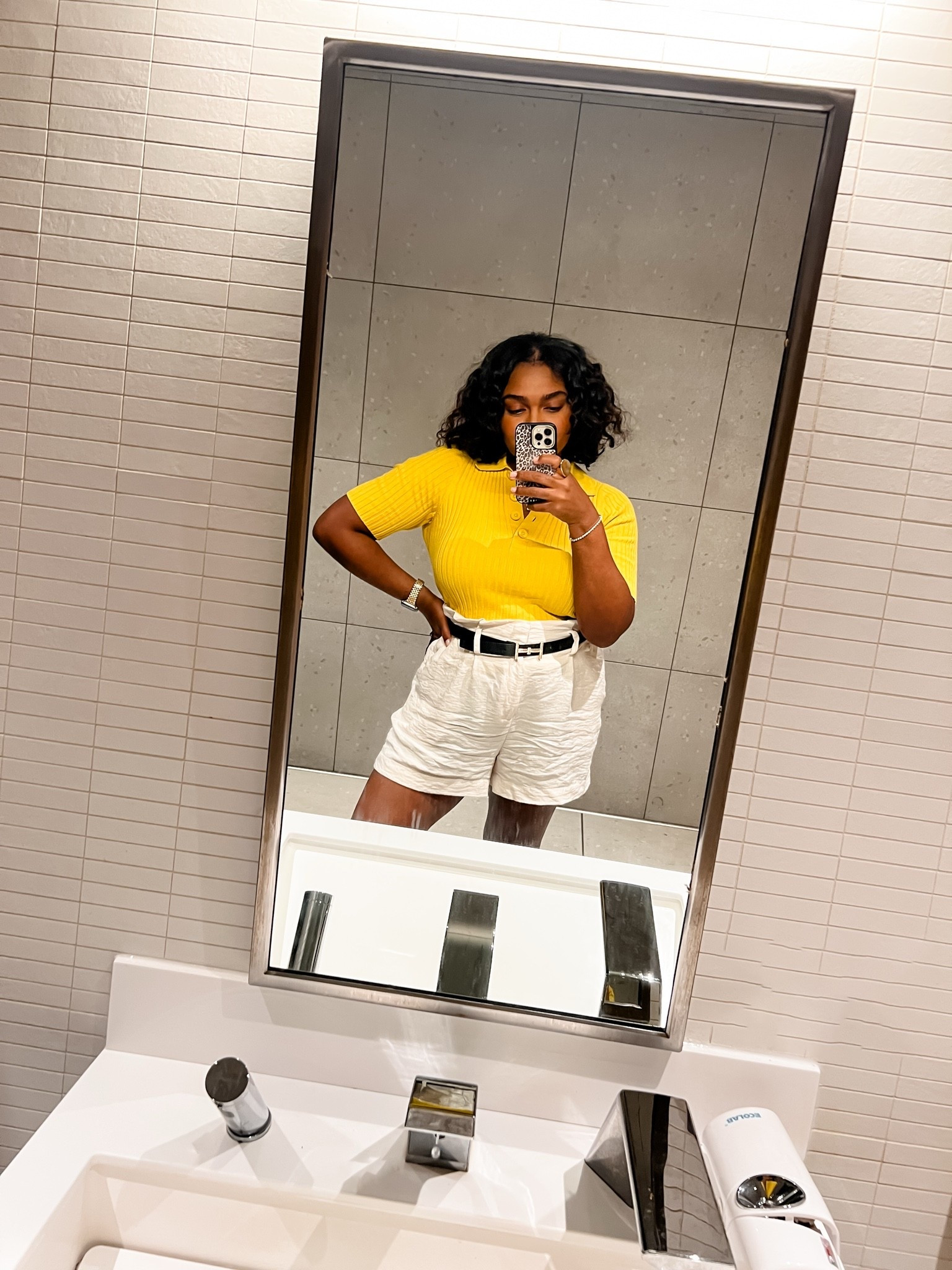 Casual work outfit of the day 💛

#LTKgrwm #LTKootd #LTKmomlife