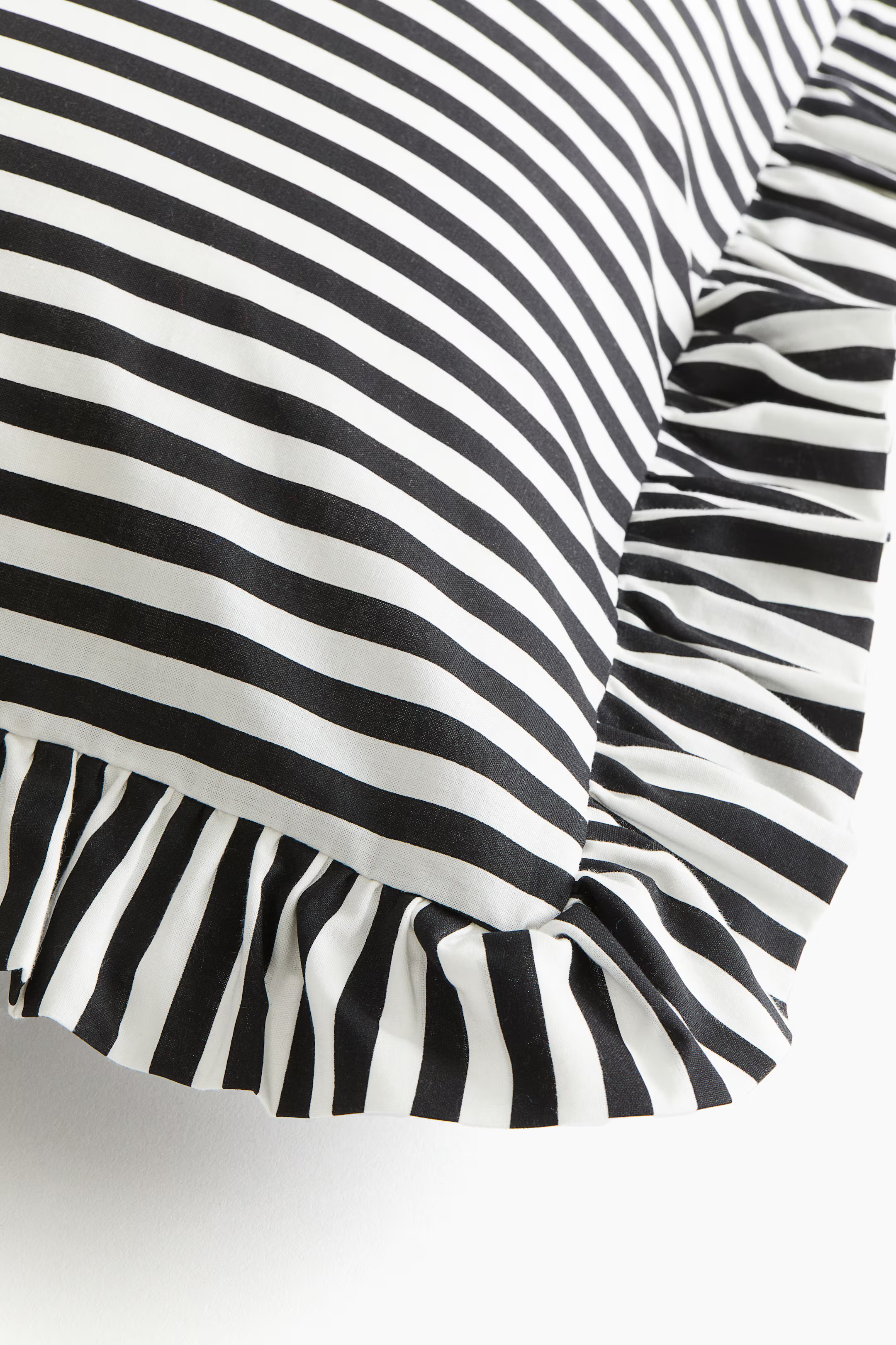 Printed Cotton Pillowcase | H&M (US + CA)