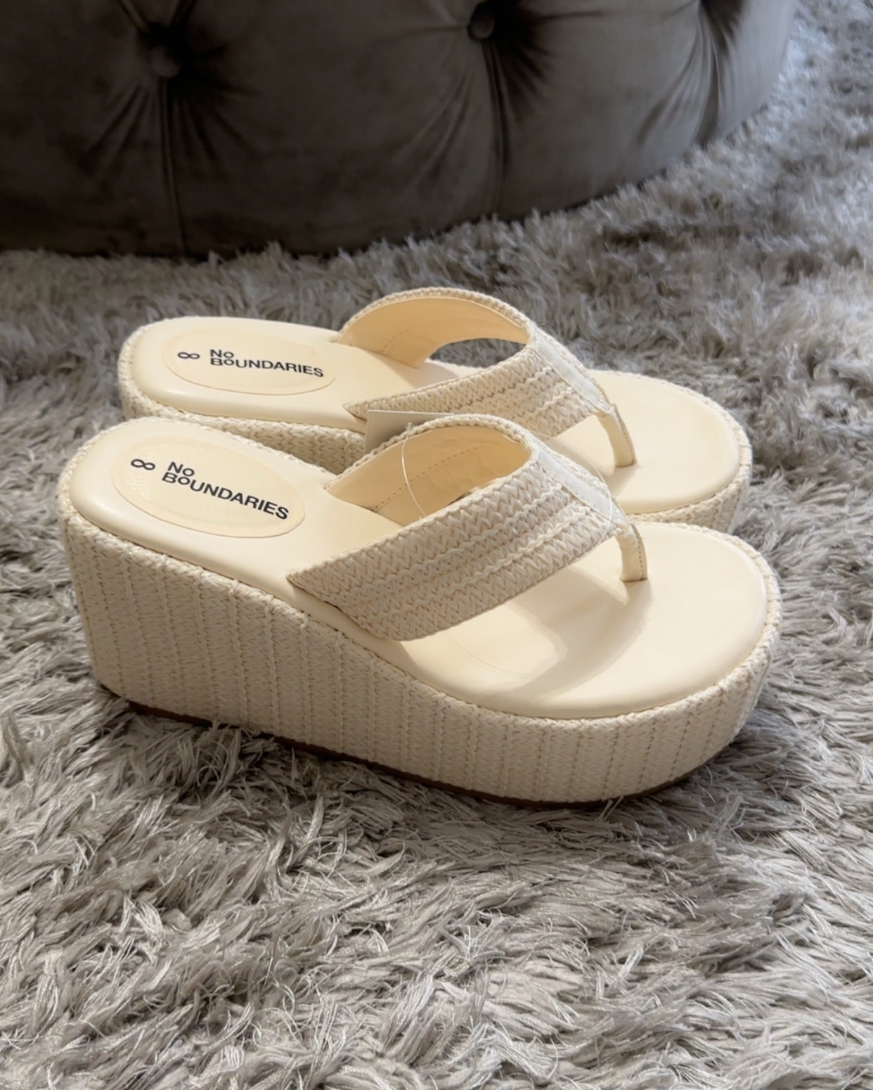 Okay #walmart came through with these PERFECT summer platform sandals ✨ They also come in blue! I added charms to mine for a little extra style (TT inspired)❤️#walmartfashion