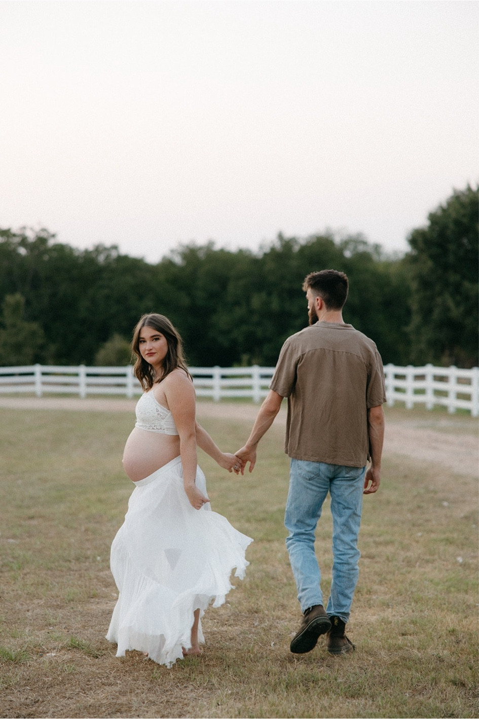 such a cute maternity outfit! large in both! 

#LTKfindsunder100 #LTKbump #LTKstyletip