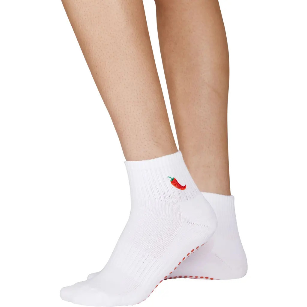 Souls. Spicy Ankle Grip Socks in White at Nordstrom, Size Medium | Nordstrom