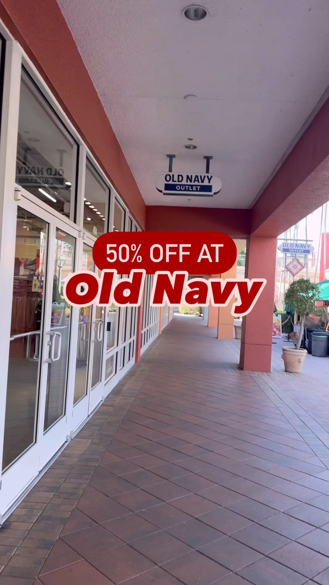 50% off some of my latest Old Navy finds ❤️ Wearing a small in all.

#LTKSaleAlert #LTKFindsUnder50 #LTKSeasonal