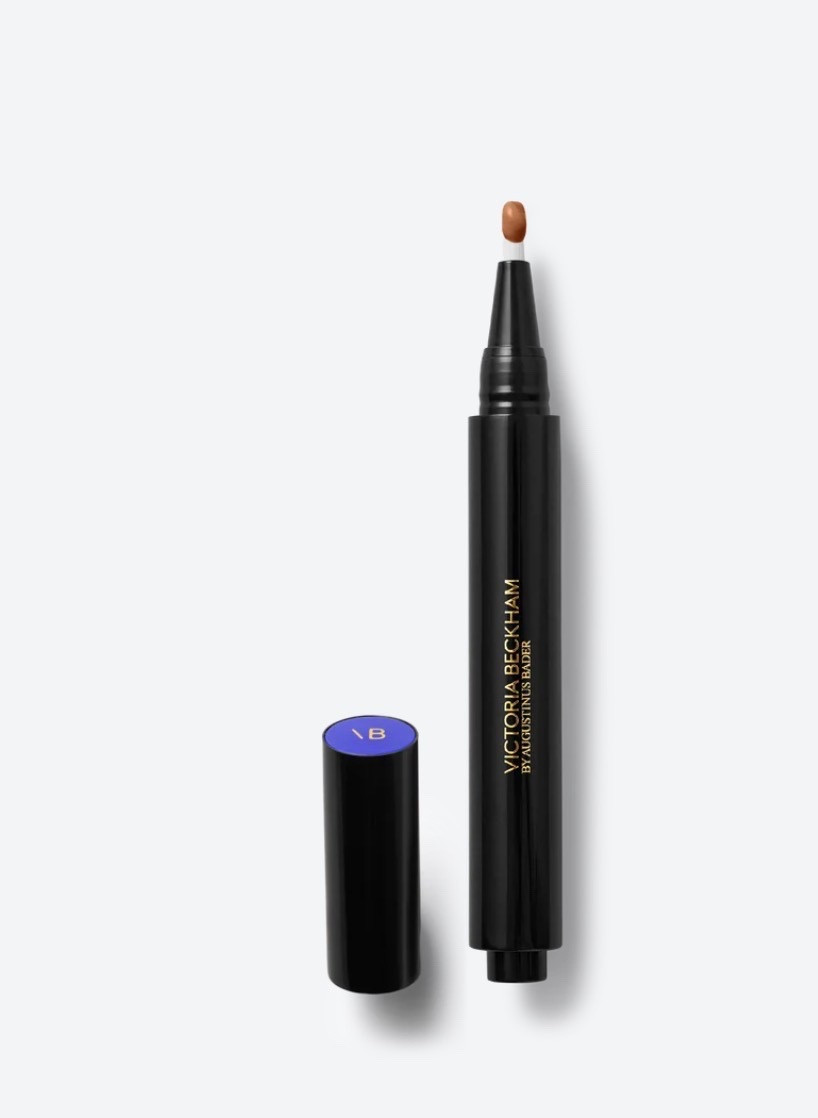 Victoria Beckham  bronzer illuminating pen 

#LTKxAerie #LTKMothersDay #LTKFestival