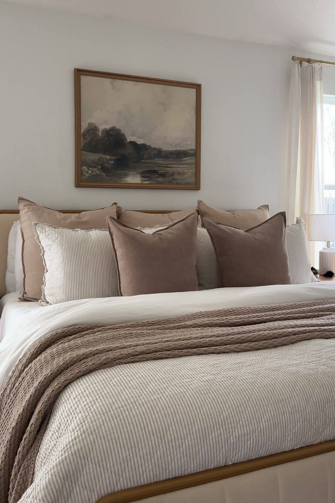 Neutral bedding 

#LTKHome #LTKSaleAlert #LTKSeasonal