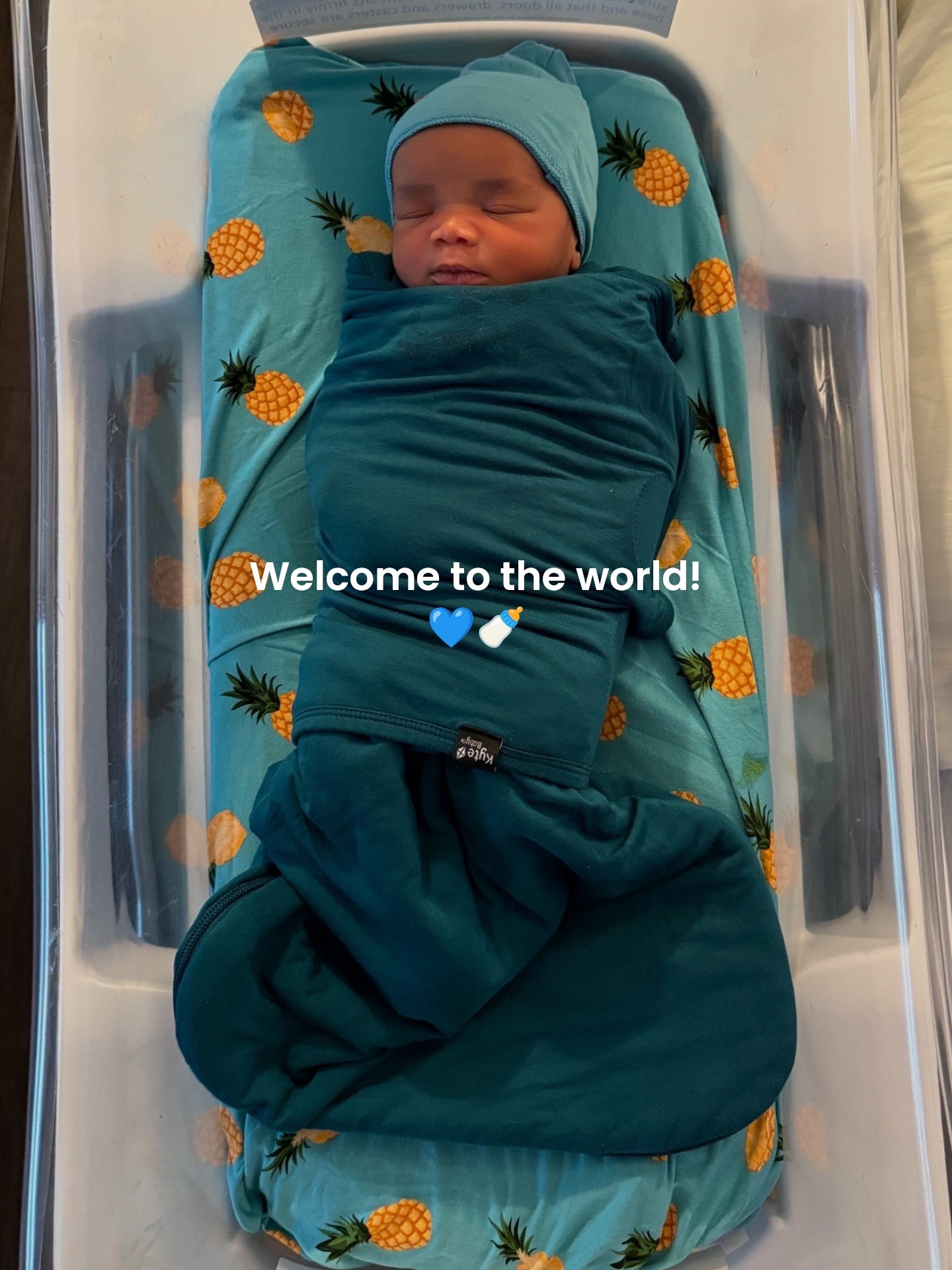 🍍🍍🍼

#LTKFamily #LTKKids #LTKBaby