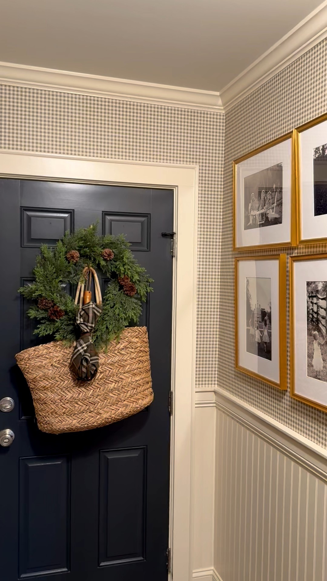 Back hallway...

#LTKHome #LTKHoliday #LTKSeasonal