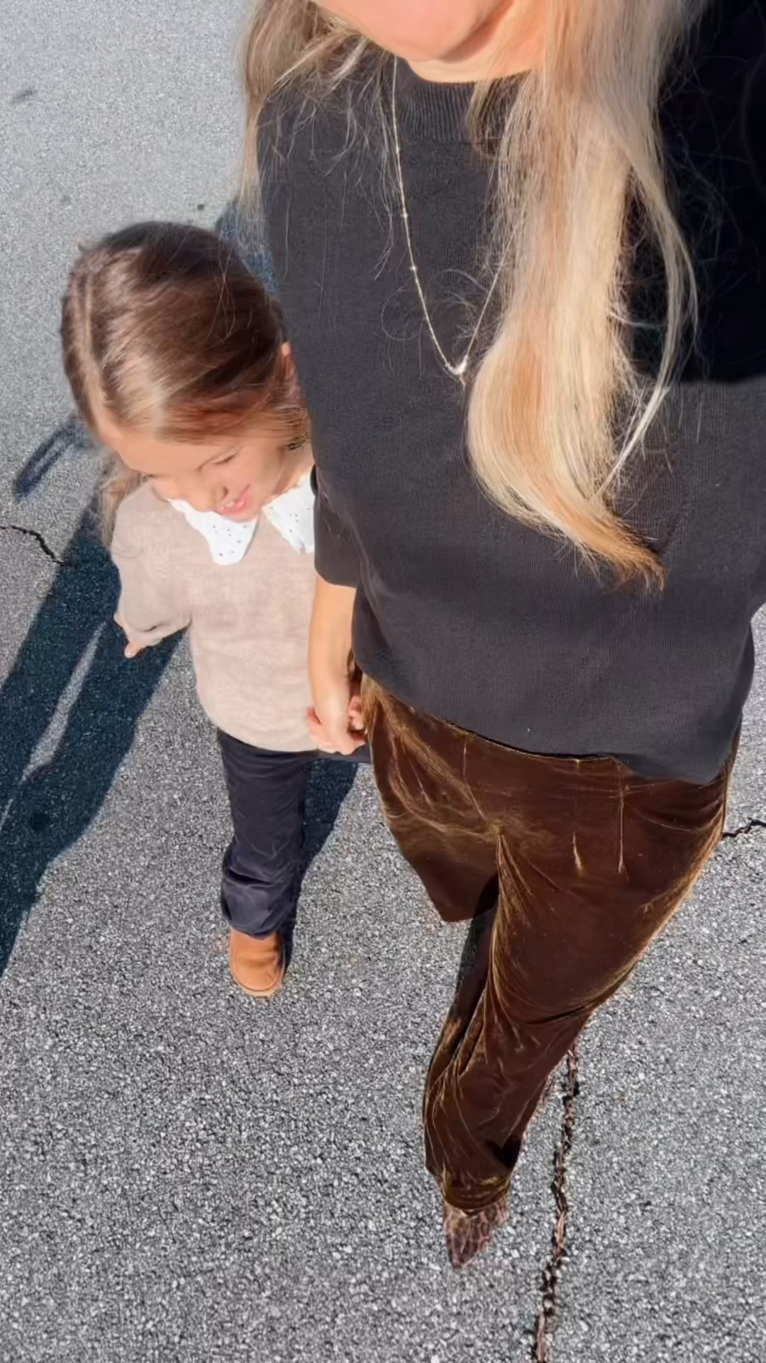 New Year’s Eve outfit 
Velvet pants

#LTKmomlife #LTKootd #LTKHoliday