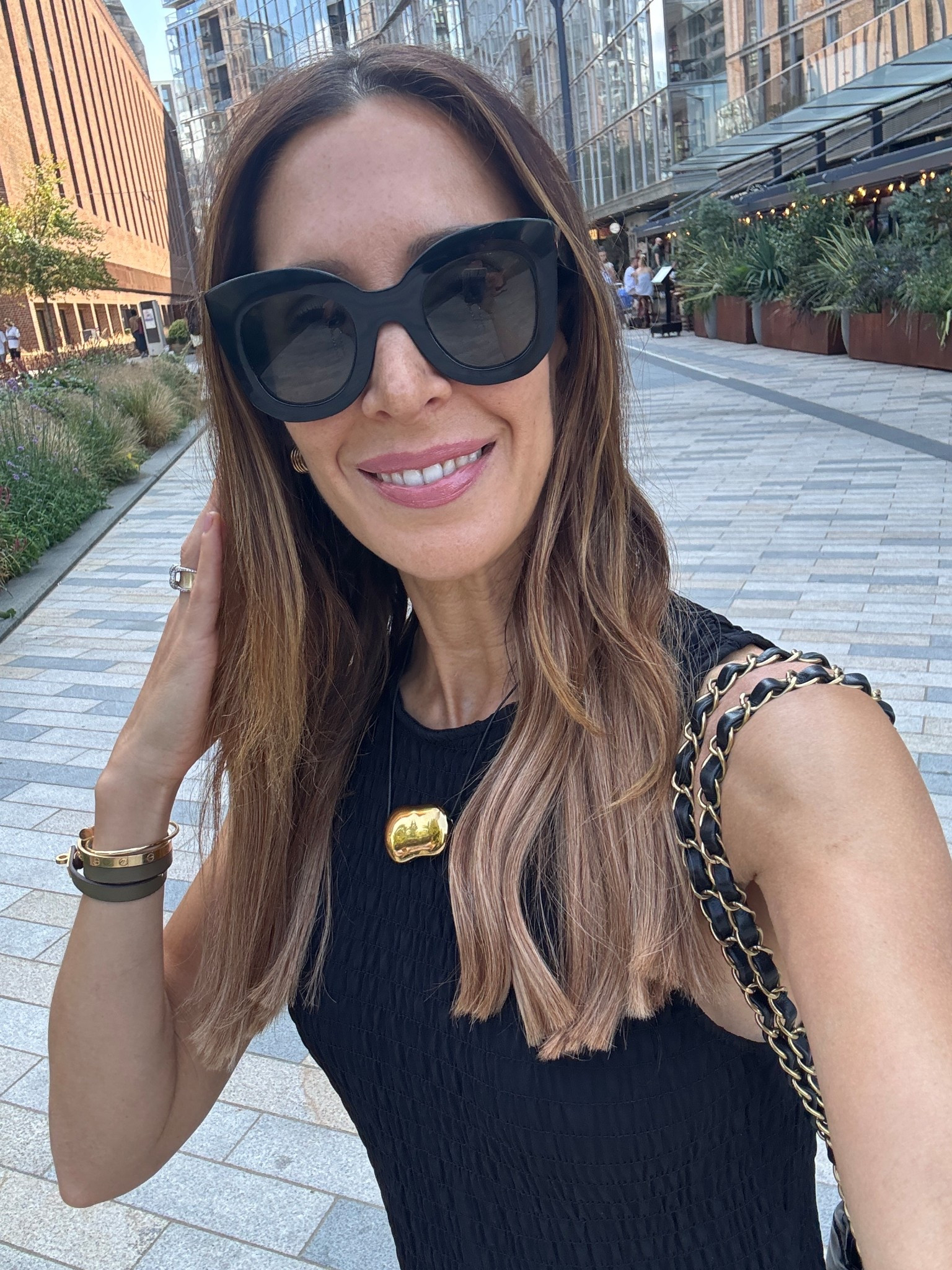 Gold pebble necklace 💛💛💛

#summerstyle #goldjewellery #accessoriess

#LTKsummer #LTKuk