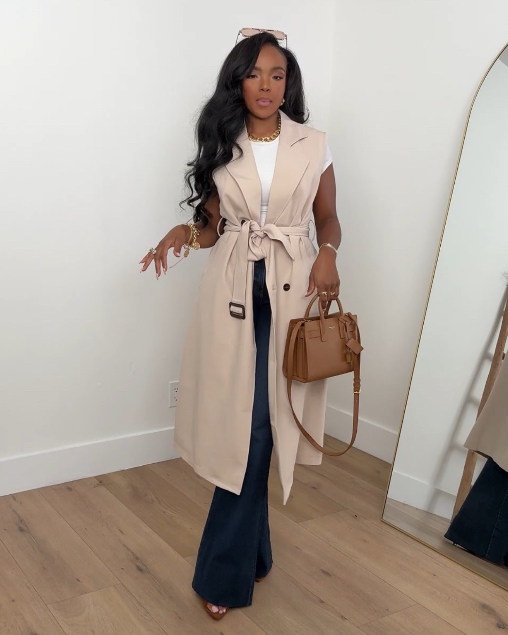 Loving the pre fall outfit Inspo rolling in! 

Size small top $ trench 
27 long denim 
I’m 5’4 | 140lbs | 36D -27 -40  IG & YT: kirasfashionfinds TT: kiraabboud 

#Outfitinspiration #fashionstyle #outfit #outfitideas #autumn #fallfashion #simpleoutfit #fall #momoutfit #casualoutfit #streetwear 

#LTKFindsUnder100 #LTKItBag #LTKPetite