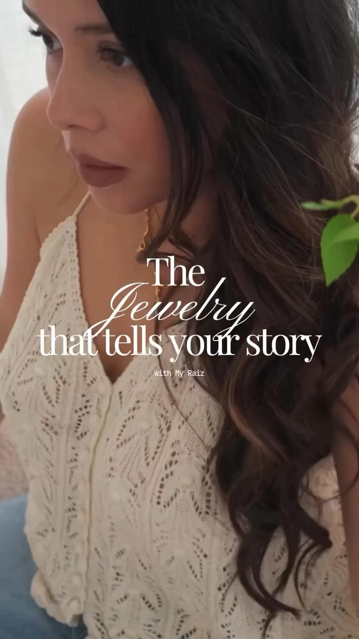 Jewelry that holds your story 🤍
My custom portrait pendant from @myraiz.shop is such a special piece, inspired by the idea of roots and the people we carry with us every day. Delicate, personal, and perfect for everyday wear. ✨ 
Shop my pieces on LTK and comment “LINK” to get the details in your DMs. @shop.ltk #liketkit