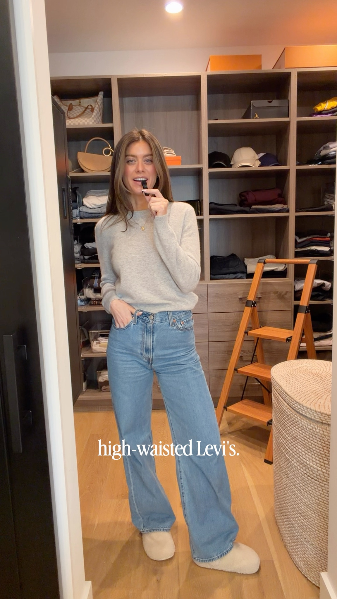 Cute casual outfit for a busy mom!! 

#LTKdayinmylife #LTKootd #LTKselfcare