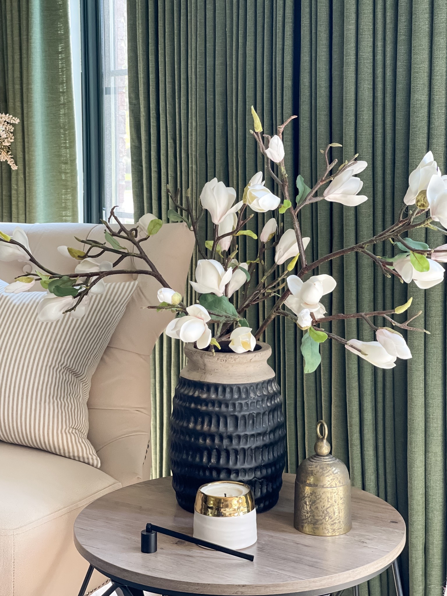 Early Spring decorations 

#LTKHome #LTKSeasonal #LTKSaleAlert
