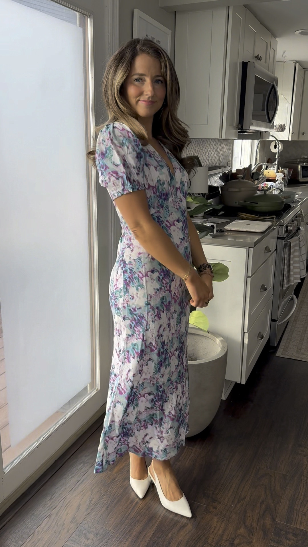 a $35 wedding guest dress? Yes, pleaseeee!! 

Not only is this dress affordable, it’s also super comfortable and flattering! It comes in 4 different colors/patterns and it would make for the perfect wedding guest dress! 

Sizing -
Size small in dress
true size in shoes 
Lip color-
Vinyl ink - upbeat
Lifter gloss - petal 

#weddingguestdress #weddingguest #outfitinspo #outfitidea #style #fashion #inspo #whattowear #mystyle #target #targetstyle #ootn #affordablefashion

#LTKfindsunder100 #LTKfindsunder50 #LTKbeauty