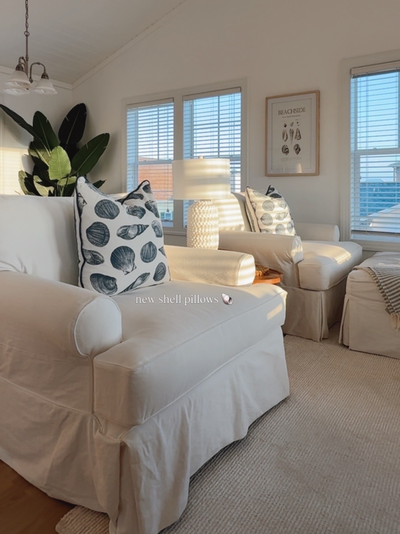 the beach house 🐚

#LTKHome #LTKSeasonal