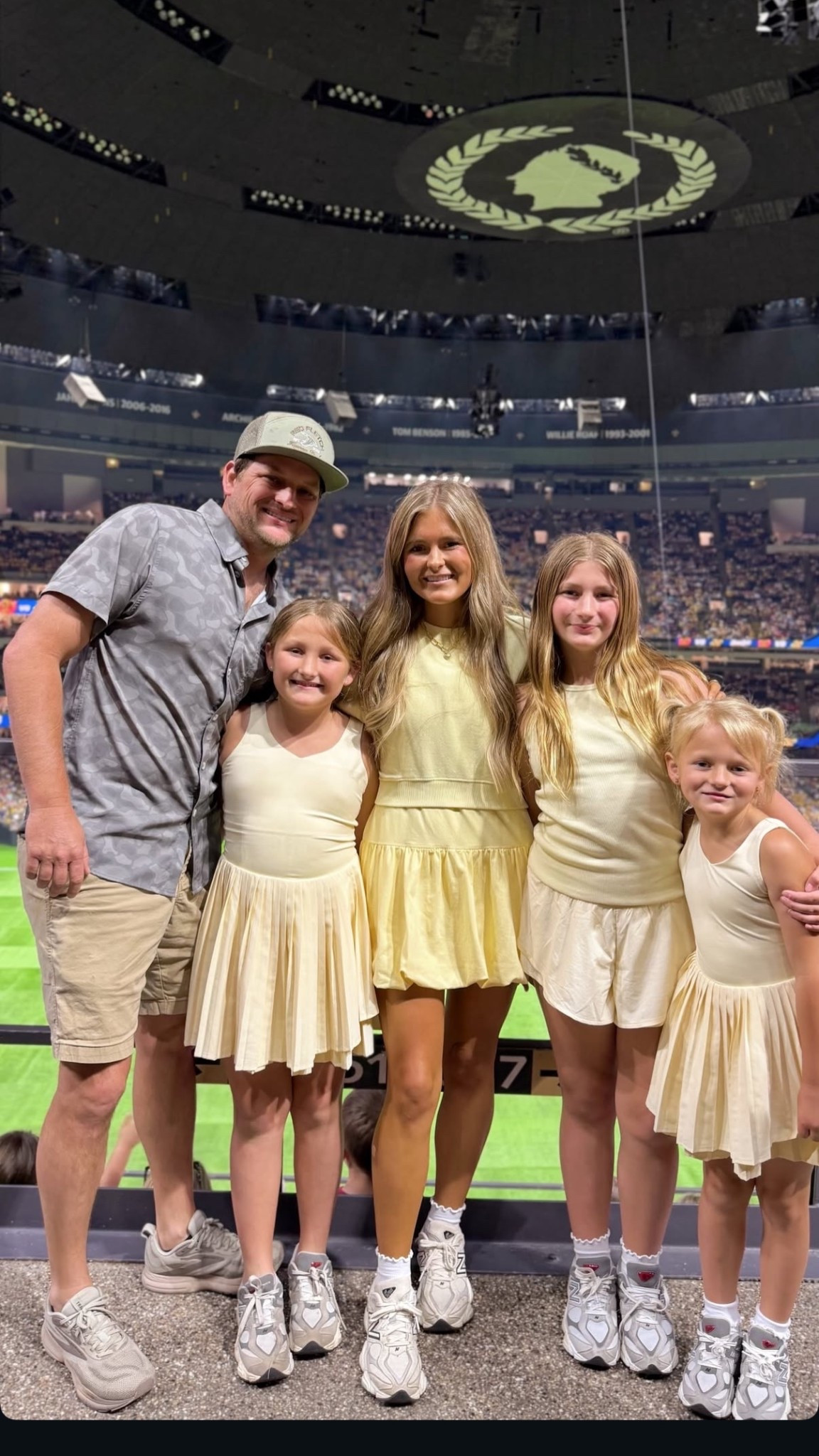 Yellow for the Savannah Bananas!

#LTKgrwm #LTKootd #LTKSeasonal