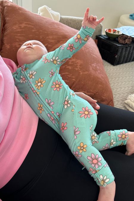 Quinn’s bottomless brunch jammies (I am her bottomless brunch) #baby 