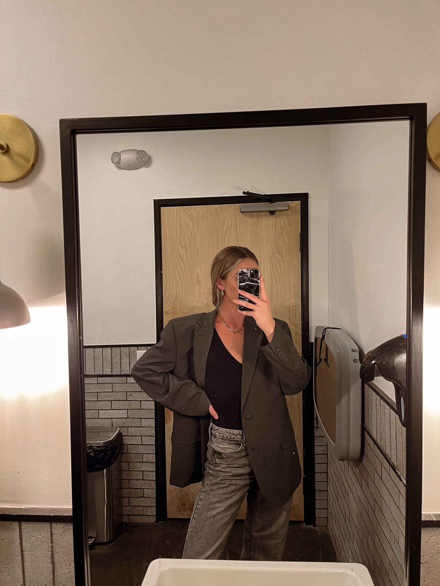 casual outfit, everyday outfit, everyday style, bodysuit, v neck, jeans, baggy pants, oversized blazer, vintage blazer, new balances

#LTKstyletip #LTKfindsunder100 #LTKU