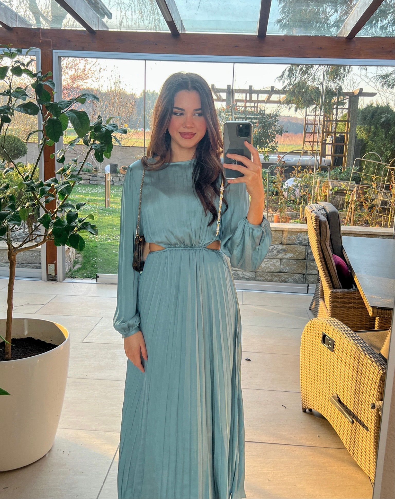 maxi kleid, maxi dress, satin kleid, elegant outfit, eid outfit, blue dress, blue satin, wedding outfit, wedding guest outfit

#LTKstyletip #LTKbeauty #LTKfit