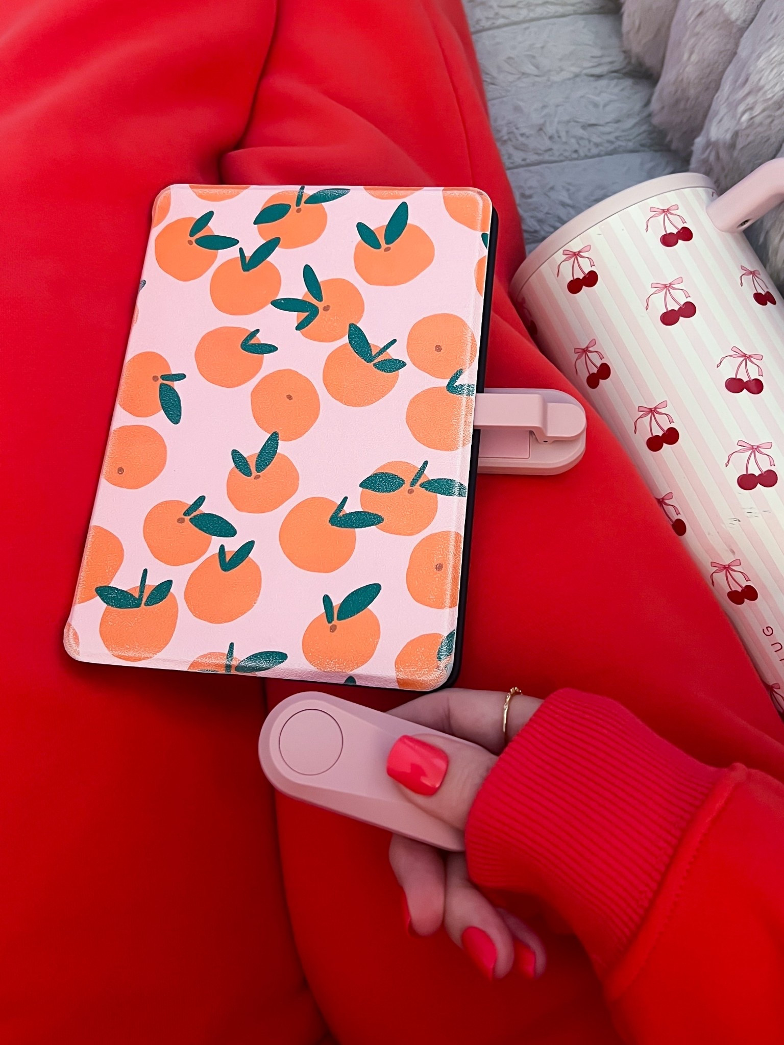 All book girlies need a kindle and kindle remote control page turner✨💅📖

#LTKselfcare