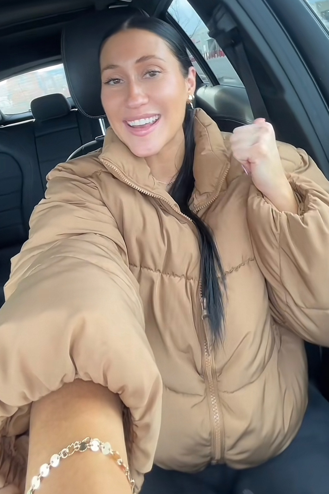 Puffer coats are so cute and warm! This one is perfect, it’s actually not to heavy or light making it perfect for a fall jacket or a lighter winter coat ✨ 

#LTKMostLoved #LTKGiftGuide #LTKFindsUnder100