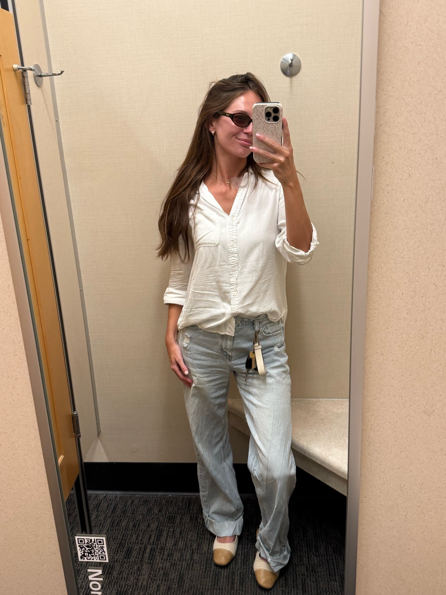 Size 4 and small

#LTKWorkwear #LTKdayinmylife #LTKootd