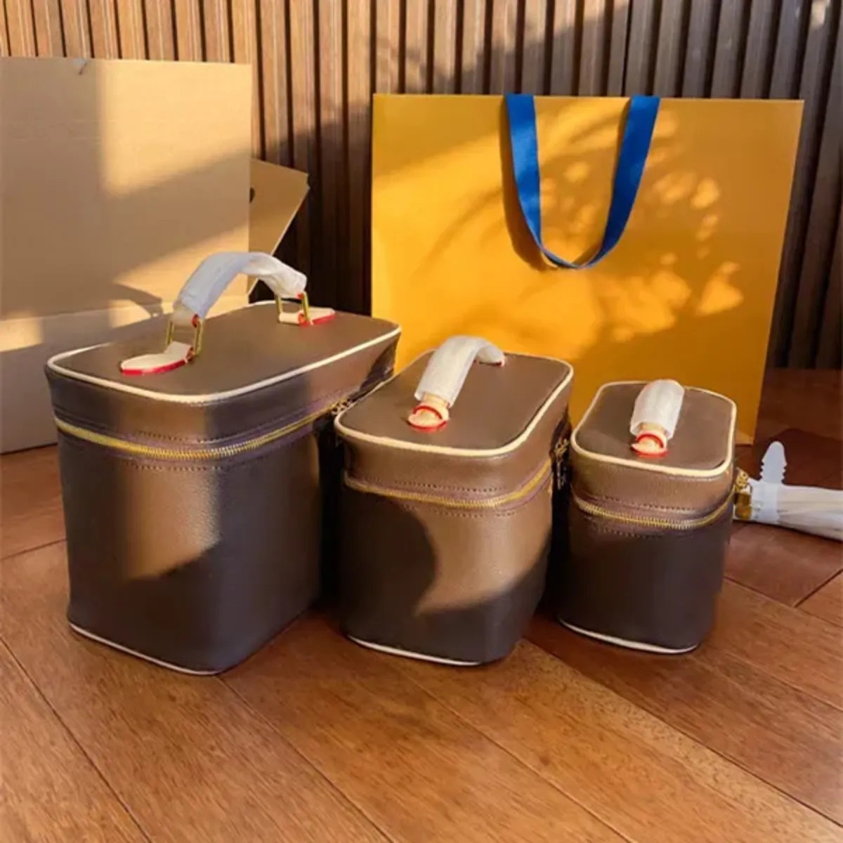 Lady Cosmetic Bags Fashion Nice Makeup Bag Women Designers Toiletry Travel Pouch Ladies Purses Hi... | DHGate