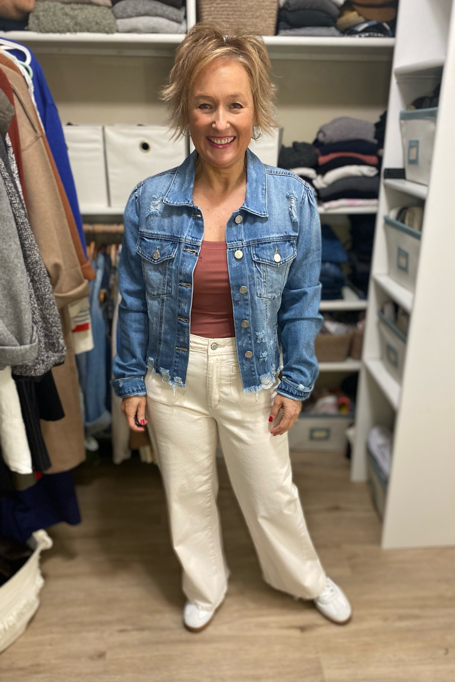 Basics, but soft! 



#LTKmidsize #LTKU #LTKstyletip