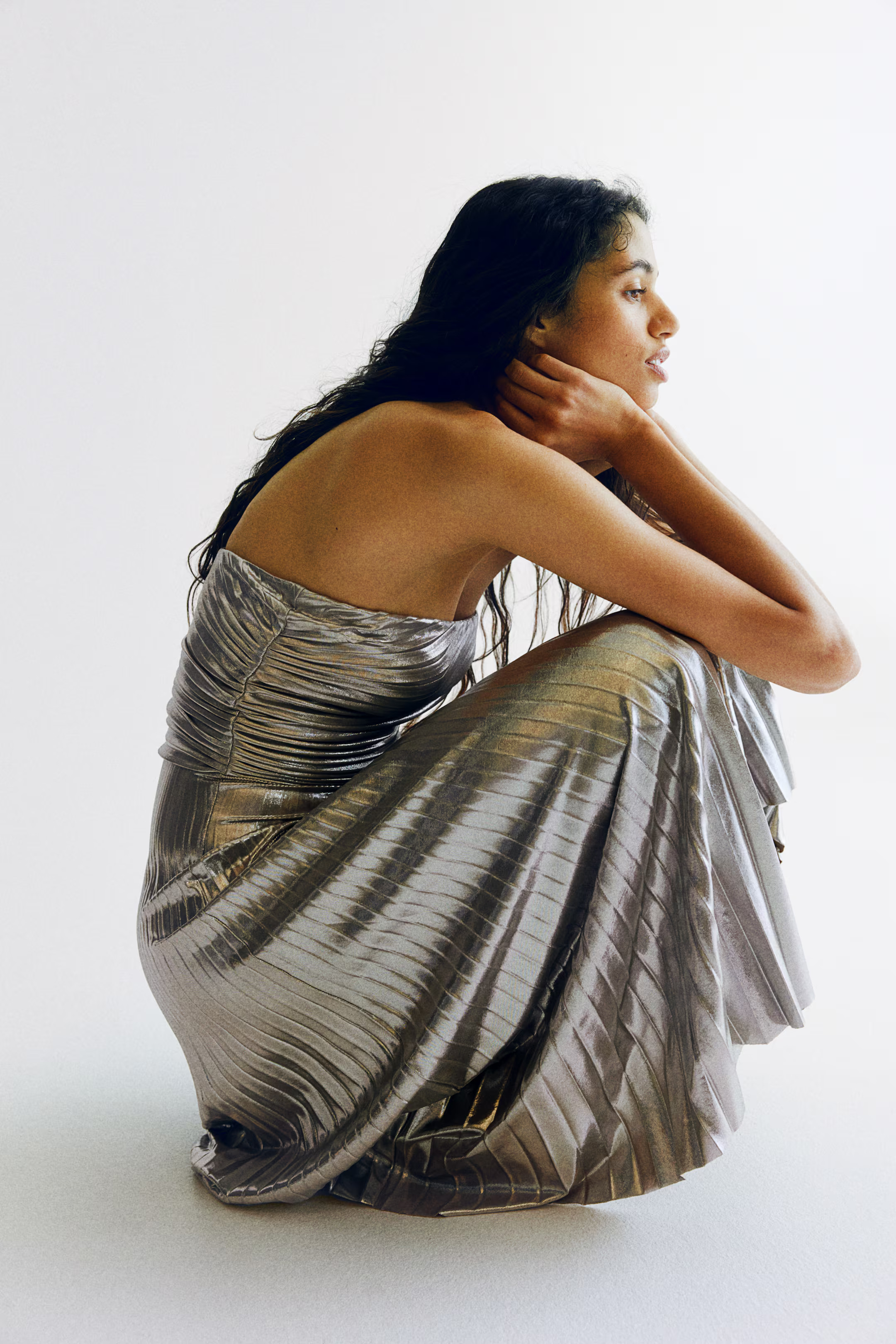 Pleated bandeau dress - Sleeveless - Midi - Silver-coloured - Ladies | H&M GB | H&M (UK, MY, IN, SG, PH, TW, HK)