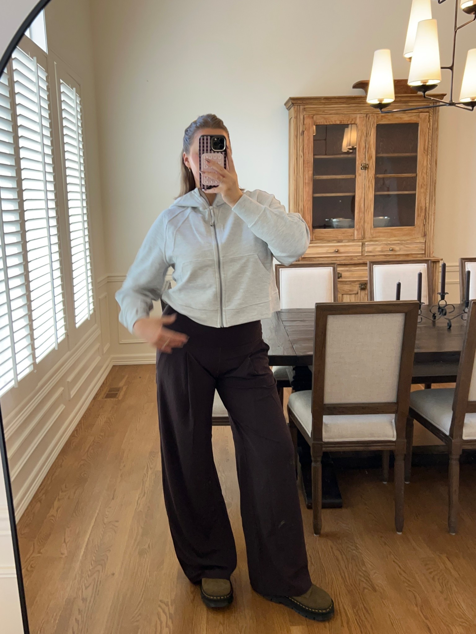 @lululemon black Friday!! Size 10 in tops, M in jackets and 8 in bottoms. 

#lululemoncreator #ad