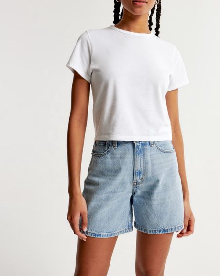 Abercrombie’s shorts are 25% off!! PLUS, use code ALFTIA to save even more!!! Selling out fast!

#LTKSaleAlert