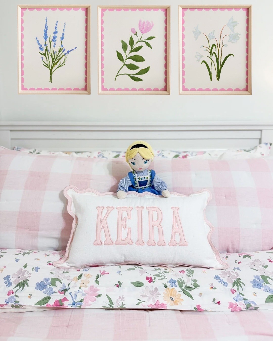 Can’t get over this beautiful custom scalloped appliqué accent pillows! Rooney has so many beautiful options for both boys and girls! 

#LTKBaby #LTKHome #LTKKids