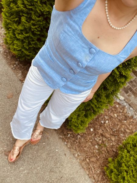 It’s official—the linen vest just became my new favorite It Girl top! I have to go back for the other colors 
Rich girl summer classic aesthetic classic style preppy aesthetic preppy style jcrew 

#LTKSeasonal #LTKWorkwear #LTKStyleTip