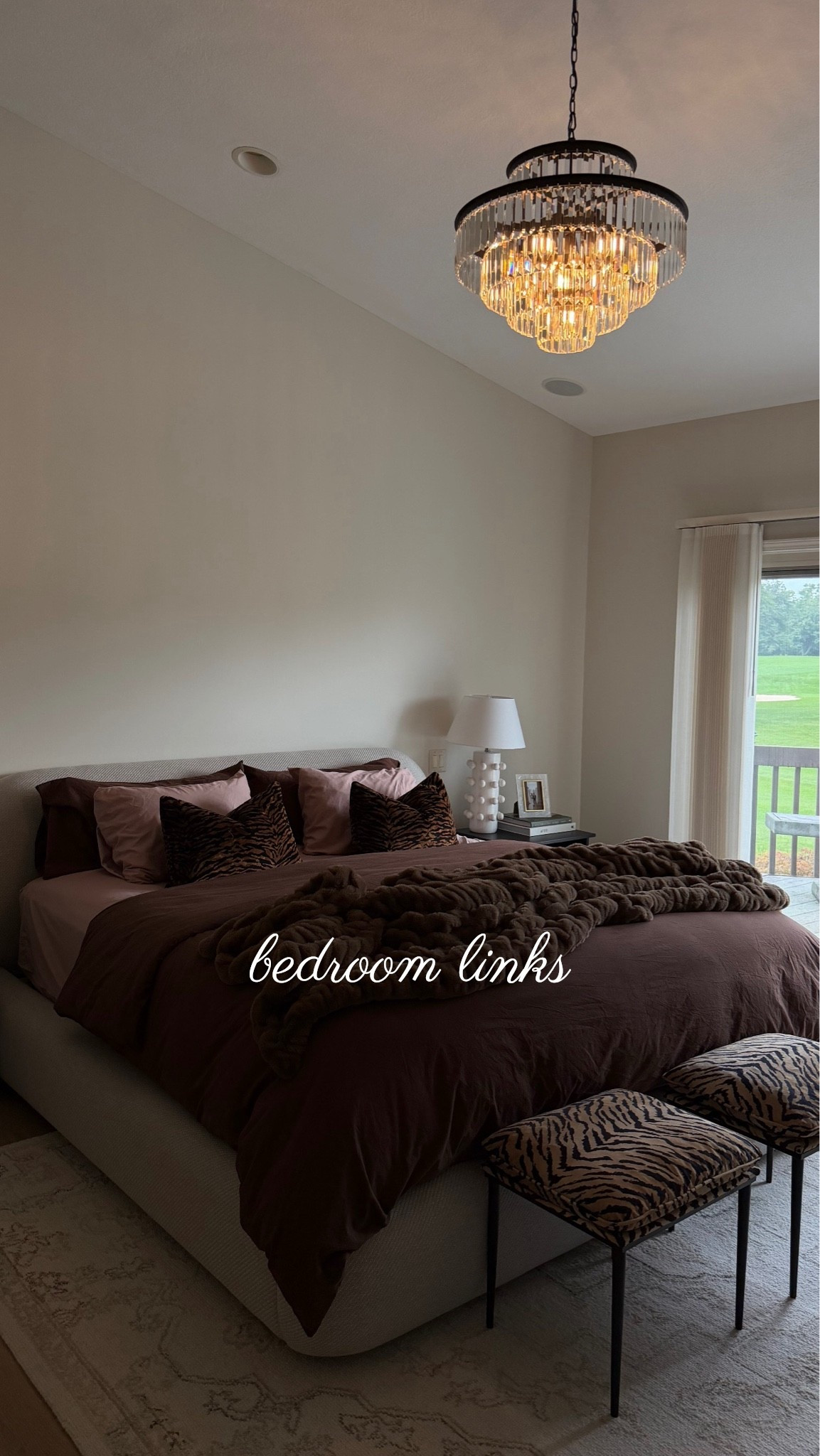 Chocolate + pink bedding combo 🤎 Amazon duvet cover & sheets! Duvet comes in so many color and zips for easy on/off, blanket size: XL

#LTKHome #LTKSaleAlert