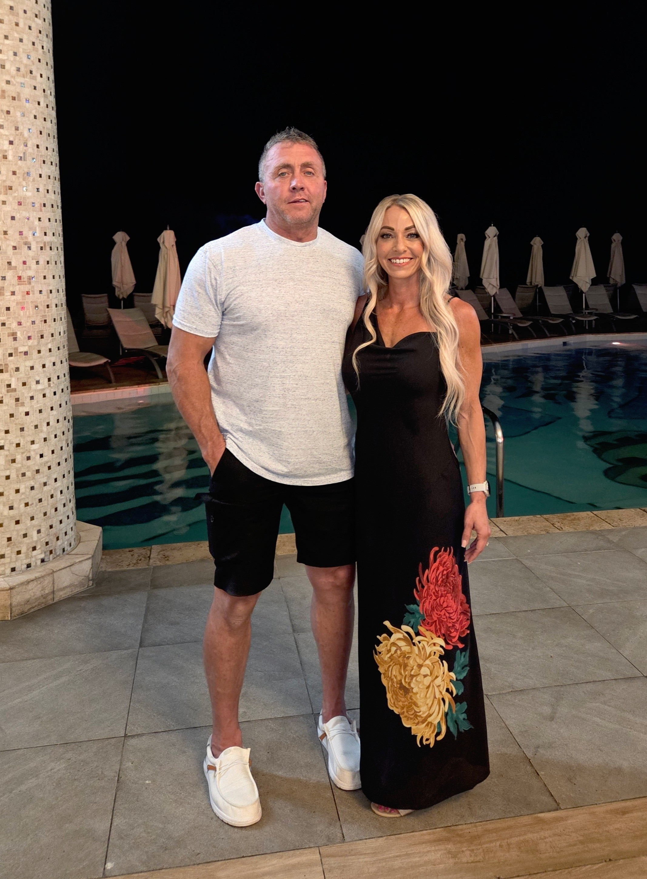 Vacation Dress! Several colors. ❤️THANK YOU for being here and following/shopping with me! (You can follow me on Instagram for daily outfits!)SIZING NOTES: ❤️ For reference I'm 5' 4", wearing size XS. .........#fashion #fashionover40 #ootd #grwm #trending #casualstyle #Workwear #petite #anntaylor #over40fashion #affordablefashion #fitness #express #Anthropologie #loft #whbm #weekend #colorado #summerfashion #datenight #capsule #worklooks #suiting #outfitideas #matching #fall Designer #fauxleather #leather #suede WeekendRailsEvereveAnimal PrintLeopardCheetahSpottedNeutralSkirtDressLBDTigerZebraMochaTanBeige PinkFloralSheerBlackWinter FashionHolidayChristmasNew YearEventGalaMaxi dressVacationTropicalBeachBanana Republic Resort

#LTKHoliday #LTKTravel #LTKSaleAlert