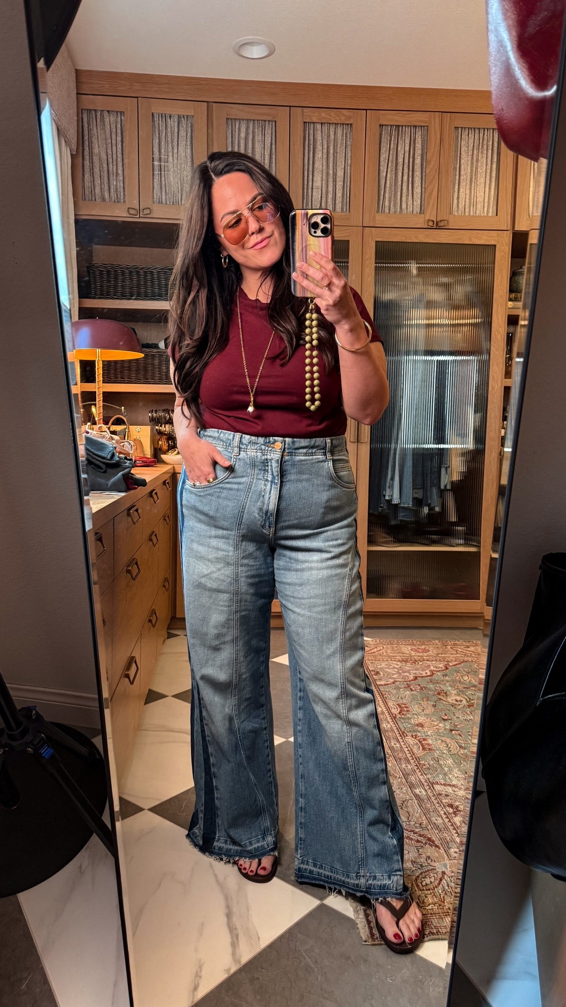 spring midsize outfit 
a good outfit isn’t groundbreaking this is just a t-shirt a jeans. a good outfit isn’t groundbreaking about how you add something to it to show who you are! your fave: sunglasses, necklace etc. makes it look intentional and effortless. 

#LTKMidsize #LTKOver40 #LTKgrwm