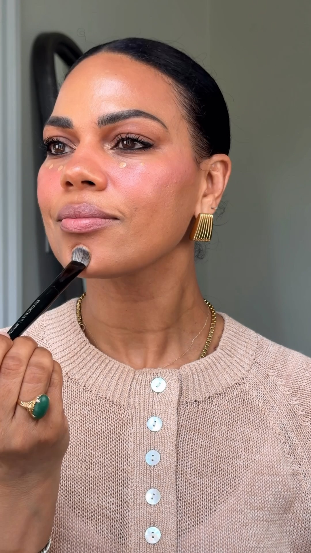 I learn a lot from the 20 and 30 year olds but at 50 I usually can’t follow their protocol for long wearing makeup if I want it to look good in real life 😭 Here’s what I do for a quick long lasting makeup that doesn’t look dry or cakey on 50 year old skin :) 

Rare Beauty brow gel 
Danessa Myricks Blurring Balm
NARS eye primer 
Sephora Pro Shadow Brush #15 
Merit Minimalist Stick - Cacao
Makeup Forever eyeliner - Pure Black 
Urban Decay mascara - Intense Black  
Benefit brow pencil - 05 Deep/Warm Black Brown
Charlotte Tilbury foundation in 6 - Tan
Sephora Pro Foundation Brush #47
Bobbi brown Corrector Stick - Dark Peach
Sephora Pro Concealer Brush #71
Merit Minimalist Stick - Burlwood
Sephora Pro Foundation Brush #56
Merit Minimalist Stick - Cacao
Patrick Ta Dual Ended Blush Brush
Patrick Ta blush - Just Enough
Hourglass concealer - Flax 8
Huda setting powder - Cherry Blossom 
Hourglass powder brush
NARS blush - 776
Danessa Myricks setting spray 
Patrick Ta lip tint - cookie butter


#LTKOver40 #LTKBeauty