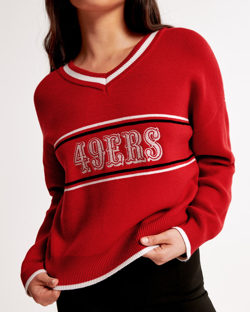 San Francisco 49ers LuxeLoft V-Neck Sweater | Abercrombie & Fitch (US)