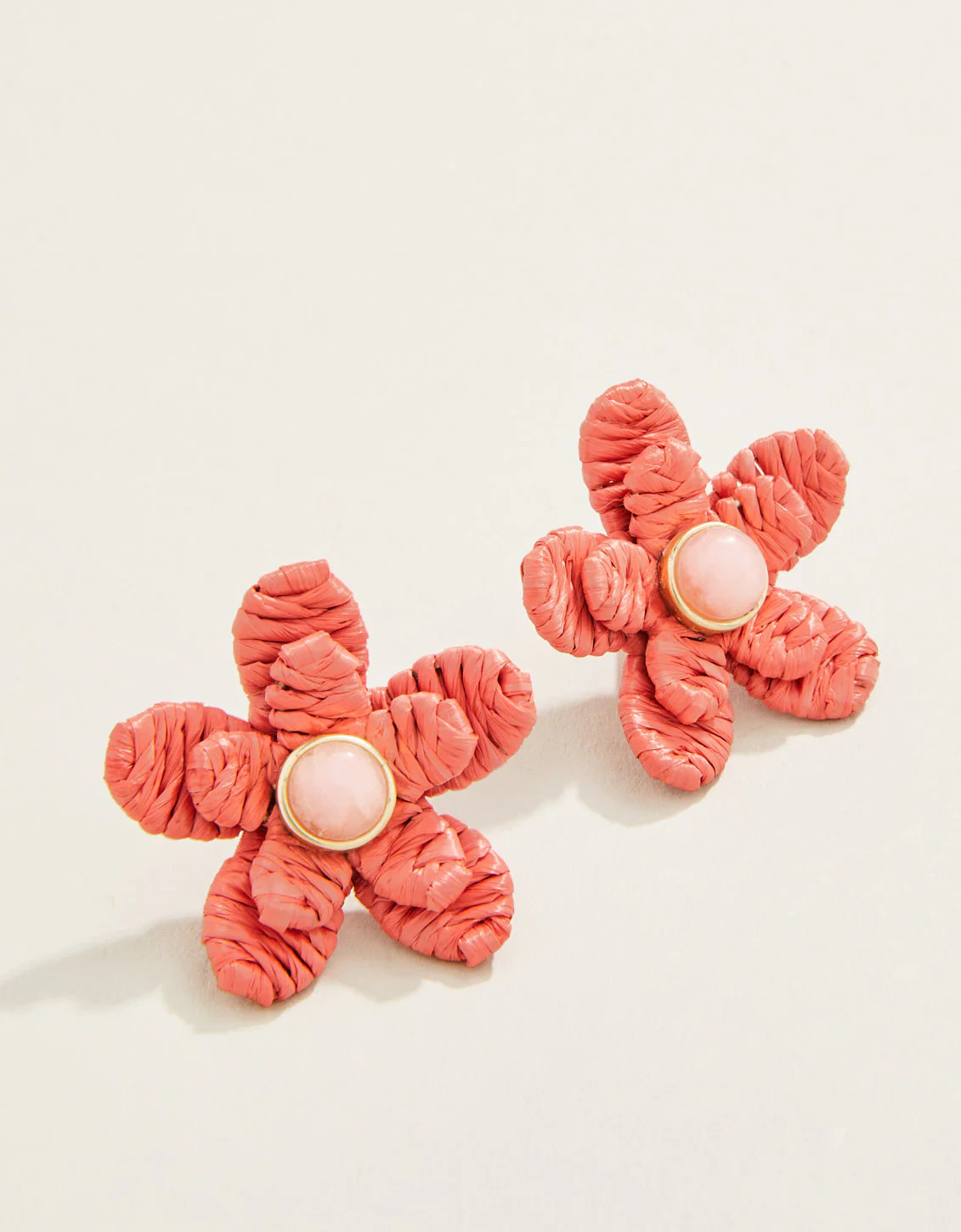 Sweet Straw Flower Earrings Red | Spartina 449