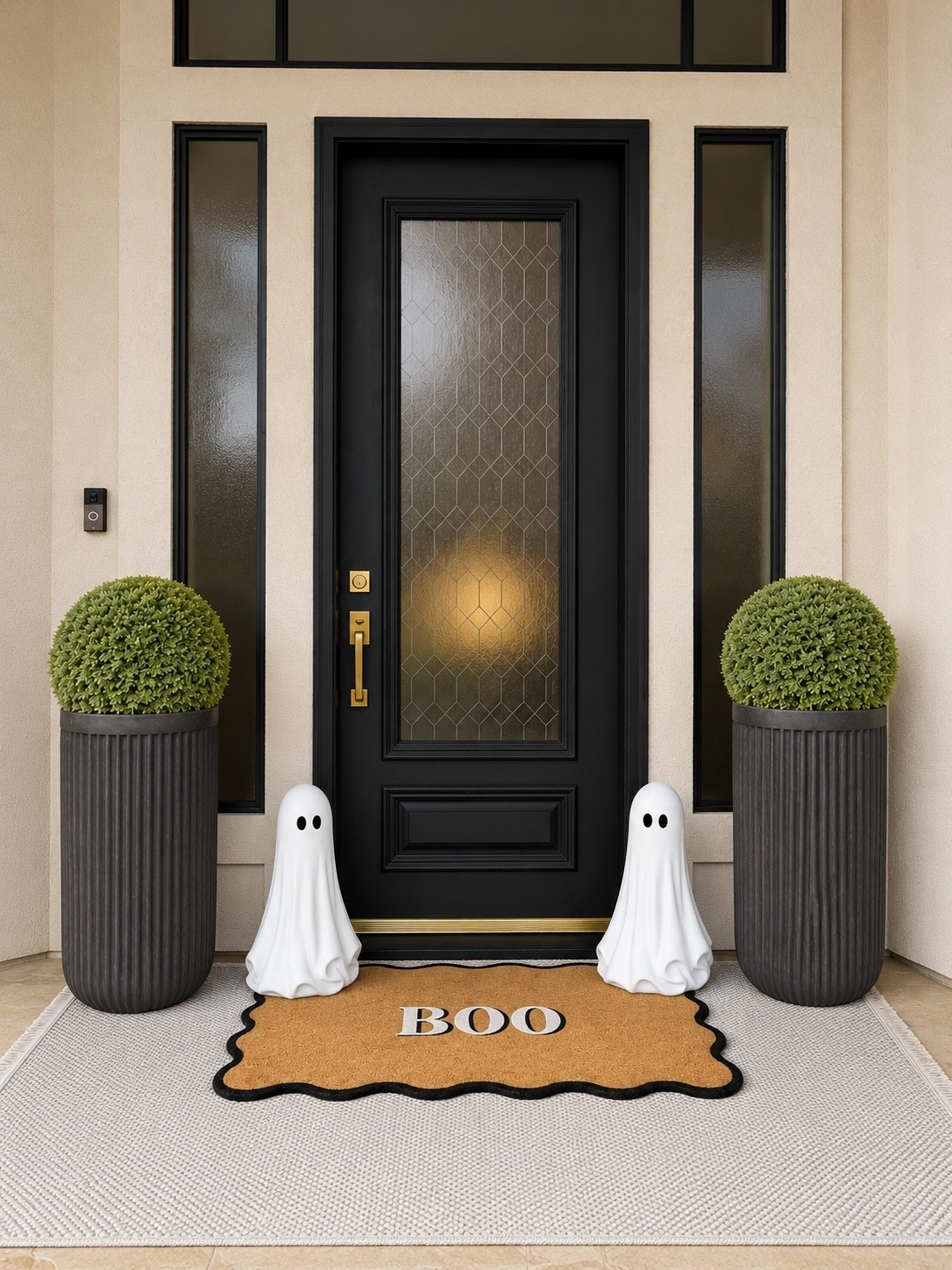 My Spooky Front Porch 

These two @Walmart ghosts were sitting right on the shelf yesterday, it’s like they were waiting for me!