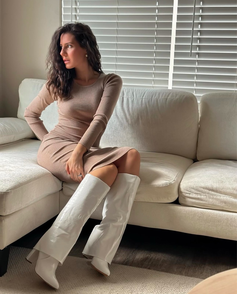 Fall fashion at its finest 🤎

#LTKStyleTip #LTKU #LTKSeasonal