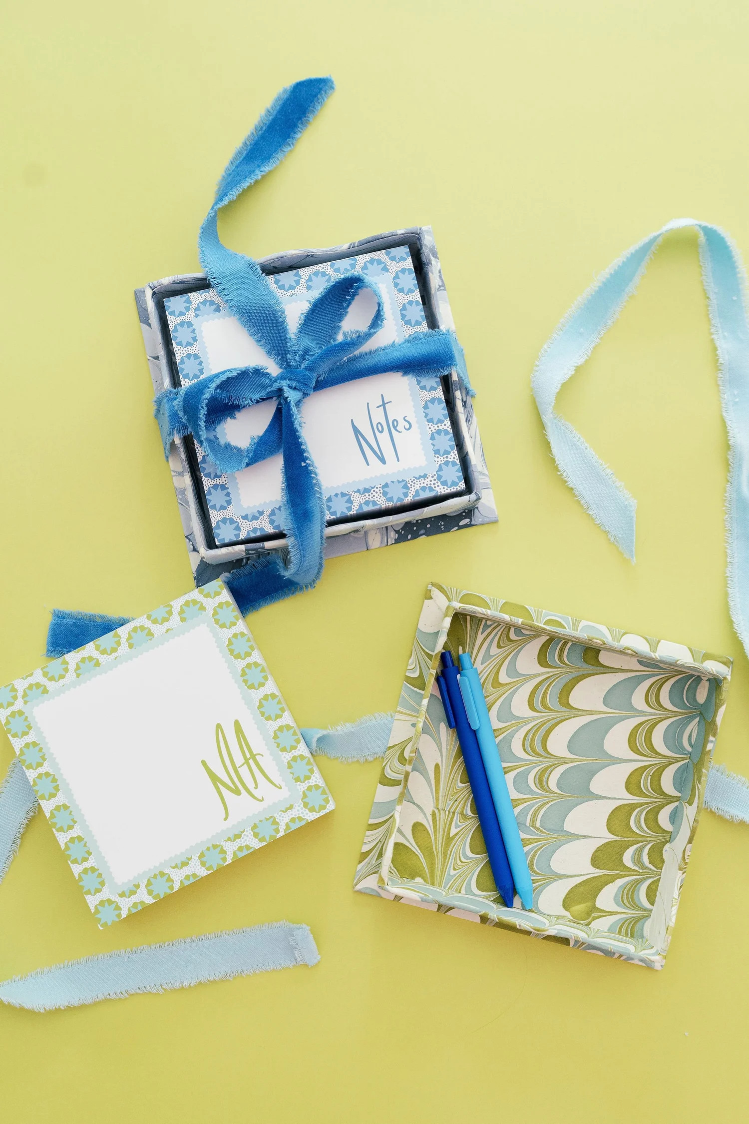 Marbled Tray + 200 Page Notepad — Fête Papier | Fete Papier