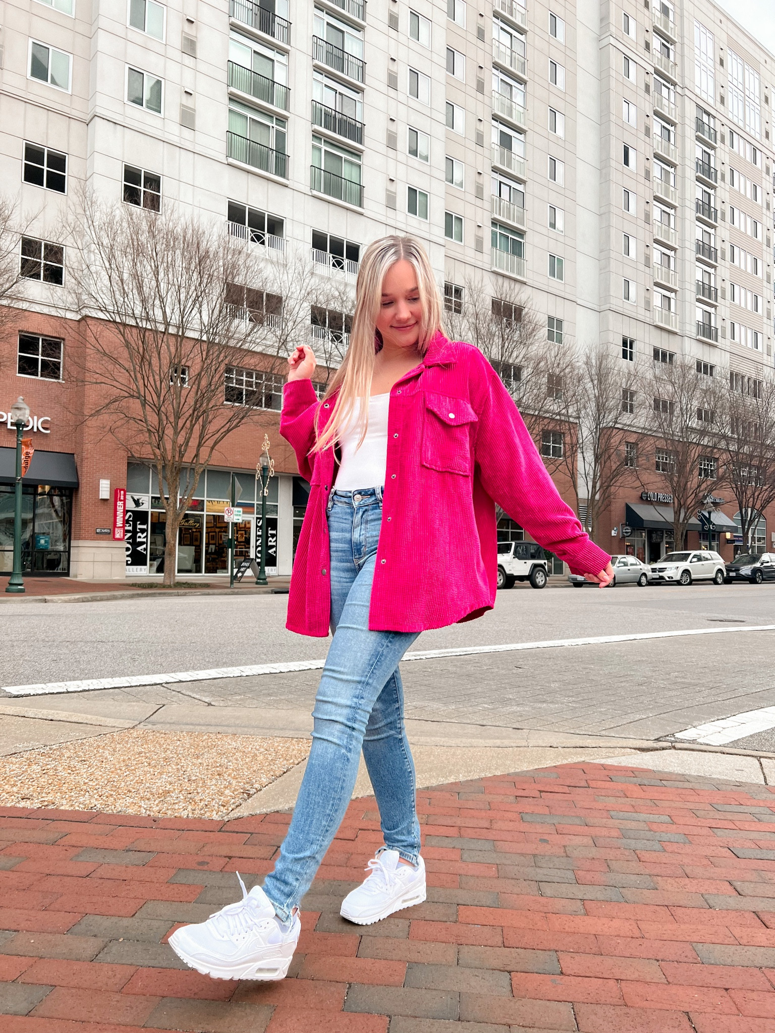 Enjoying a nice day out!

#LTKunder50 #LTKstyletip #LTKshoecrush