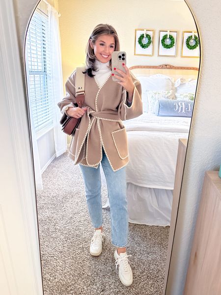 Casual winter outfit idea! I’m wearing a size small in tops and 25/reg in jeans! Purse is Zara and is linked in my Zara faves list in my IG bio!

Jacket // casual winter outfit // 

#LTKstyletip #LTKSeasonal