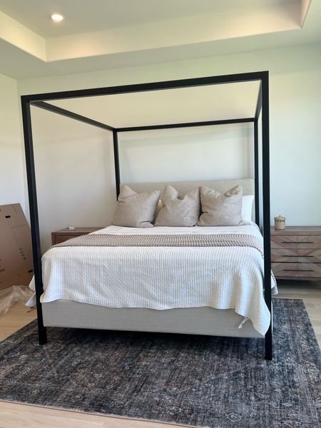 Modern organic bedroom 

#LTKhome